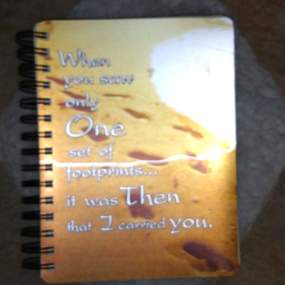 Footprints inspirational journal - Picture 1 of 6
